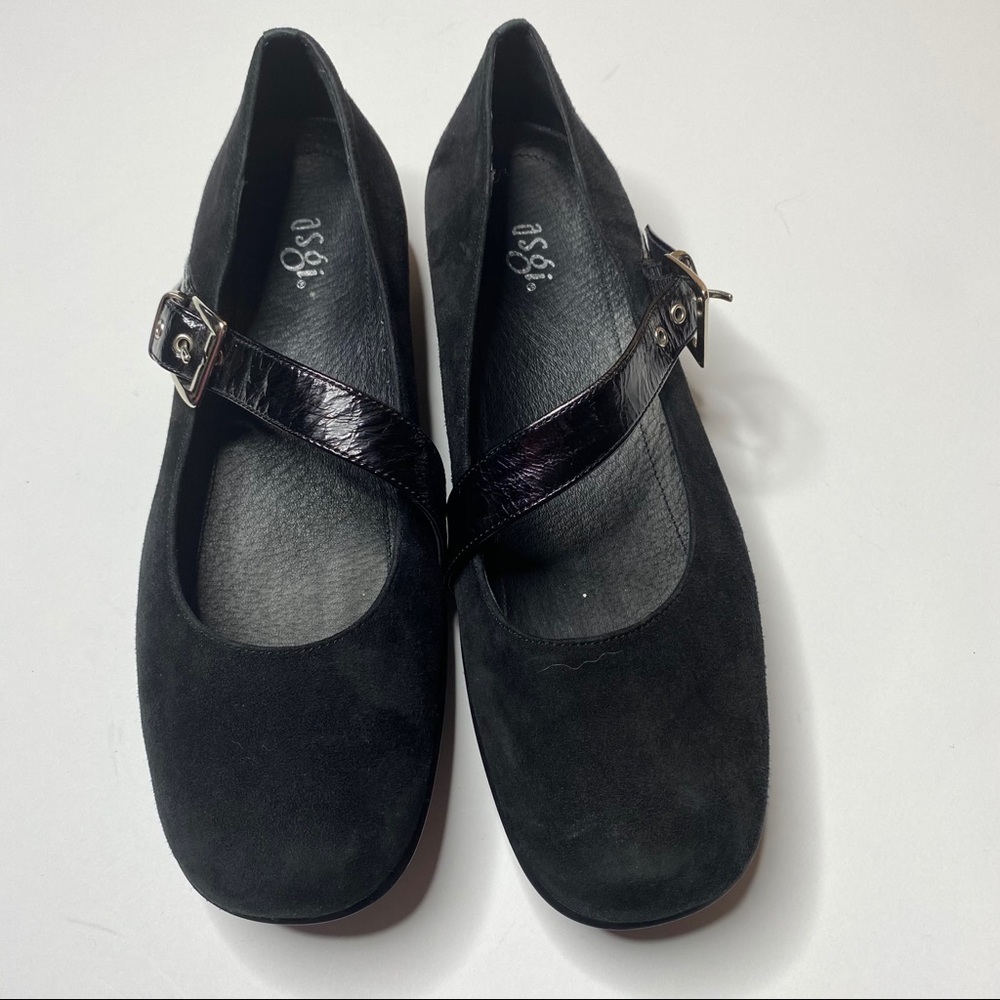Asgi Black Suede Soleplex Mary Jane Flat Cross